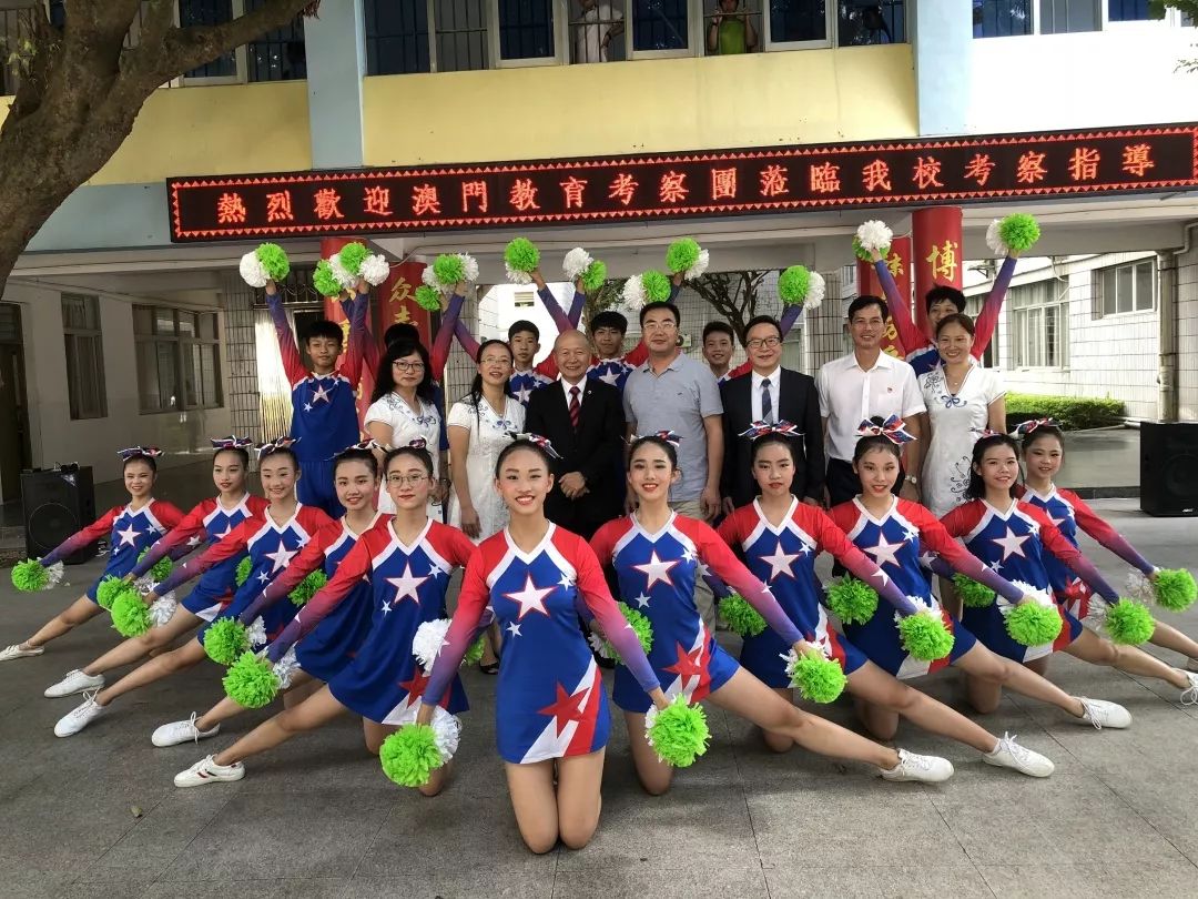 澳门管家婆一码一肖,案例实证分析_桌面款56.942