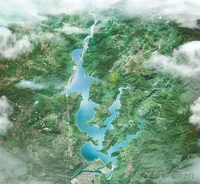 镜岭水库，最新动态与水库边的温馨故事，欢笑与友情的交织地