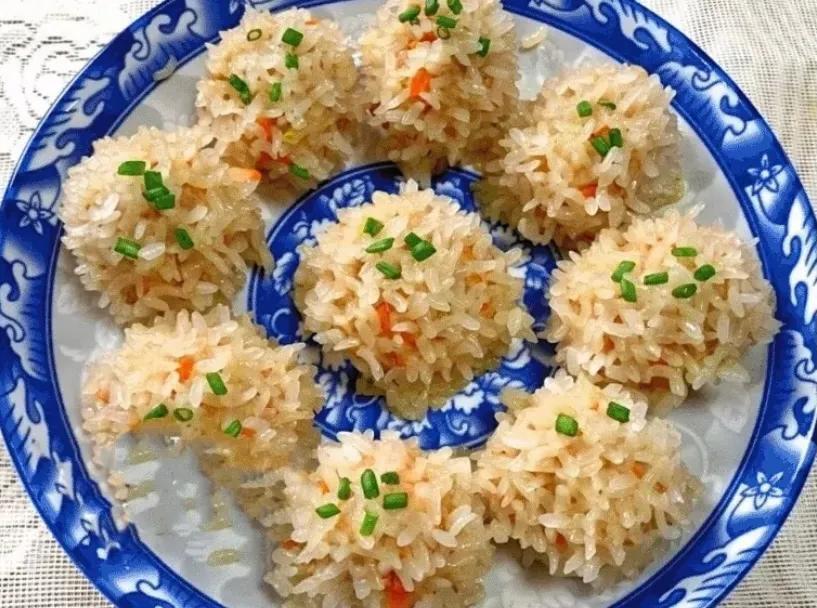 时尚餐桌新风尚，最新家常菜带你领略潮流美食风采