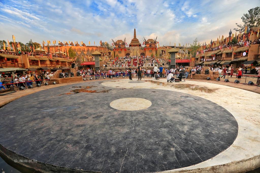 最新明星八卦与大自然美景，内心平静之旅的探寻