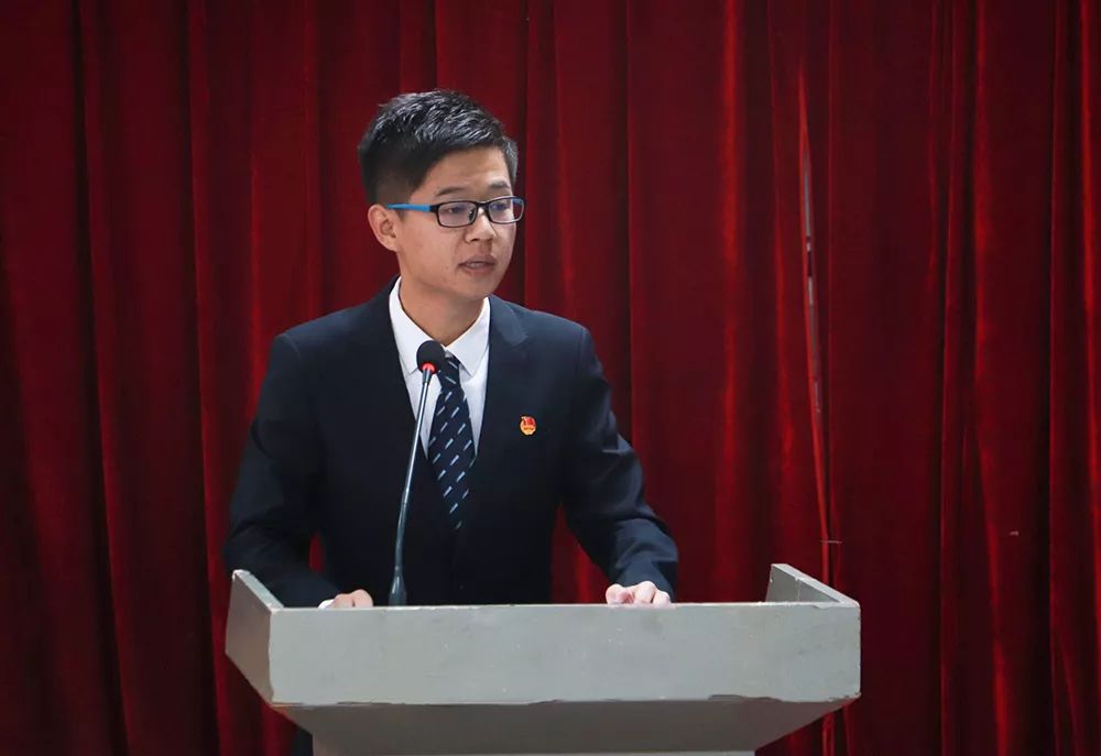 黑龙江国资委主任揭秘小巷中的隐藏美食宝藏