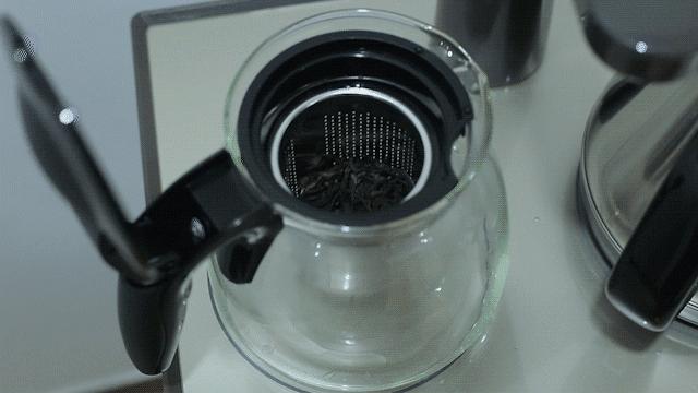 智能时代茶饮革新之选，最新款智能茶吧机亮相市场