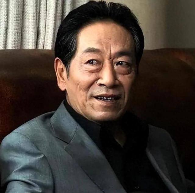 电影演员王奎荣，银幕与人生的励志之旅，自信成就梦想之源