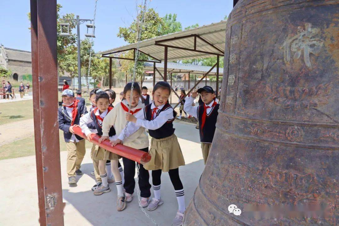 虚拟娱乐公司最新动态，自然美景之旅，探寻内心宁静与平和的旅程