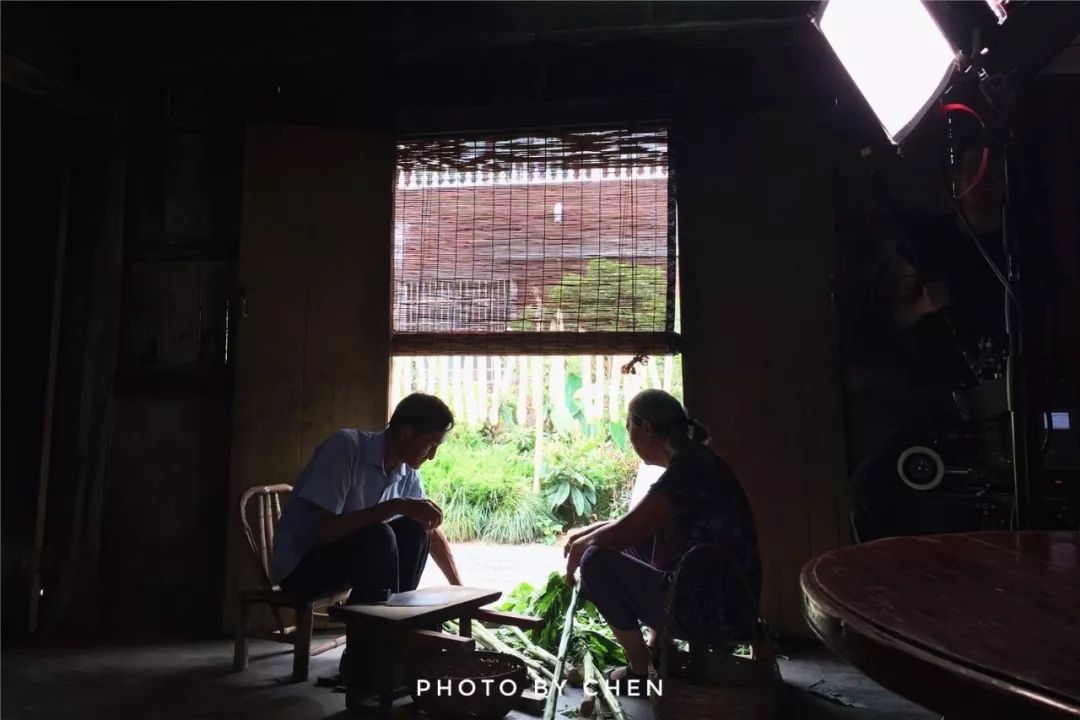 中央电视四台直播，巷弄深处的独特风味探索之旅纪实报道