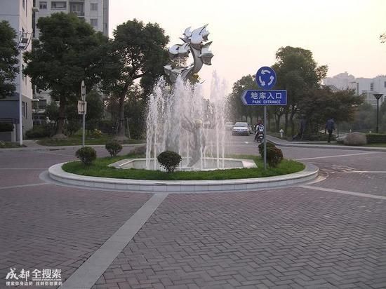 探索1024最新地址社区入口，揭秘巷弄深处的秘密小店