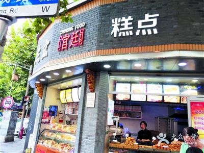 证券新闻更新，小巷深处的秘密交易与特色小店的独特故事