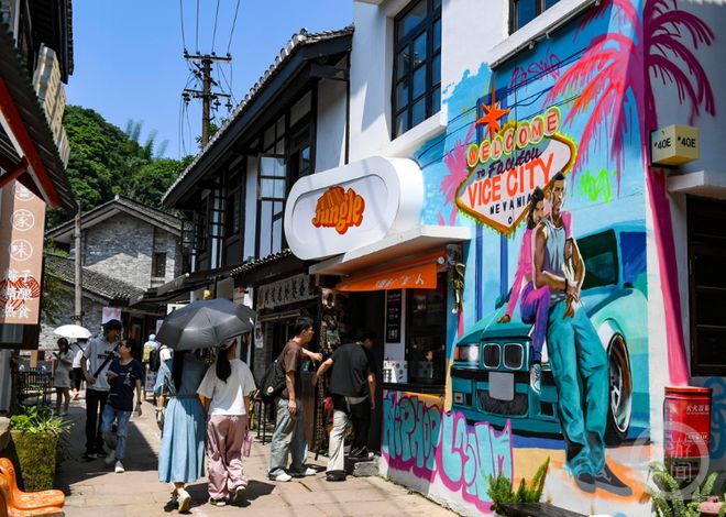 大连最新活动探秘，巷弄深处的独特小店之旅