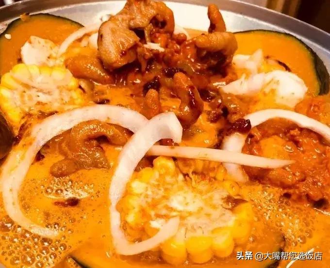 最新直升飞机，小巷中的飞行梦想特色飞行体验店