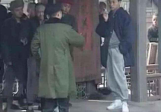 AF1最新鞋款，时尚潮流与个人立场的交汇点