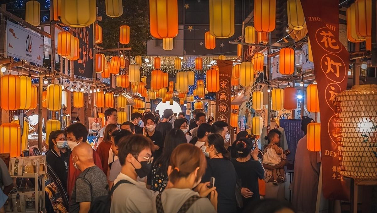 巷弄深处的秘密秀发工坊，揭秘最新流行烫发趋势